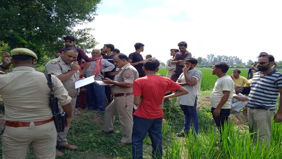 बरेली में पुलिस ने किसान को पीटकर किया अधमरा, जुआरी पकड़ने गई थी पुलिस