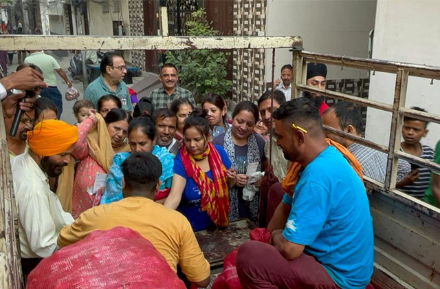 जालंधर : 25 रुपए किलो प्याज की स्कीम अब गली मोहल्लों में