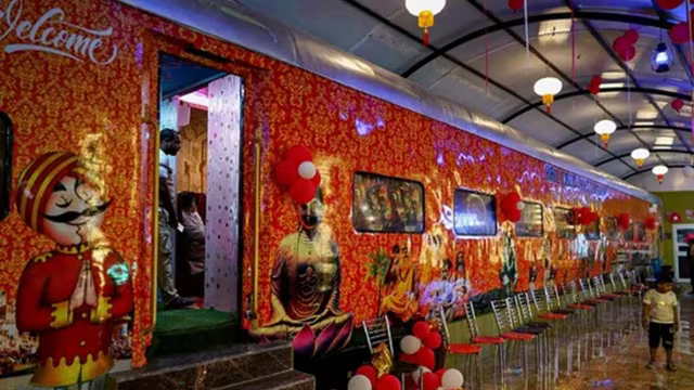 नई दिल्ली स्टेशन पर कोच रेस्तरां शुरू
