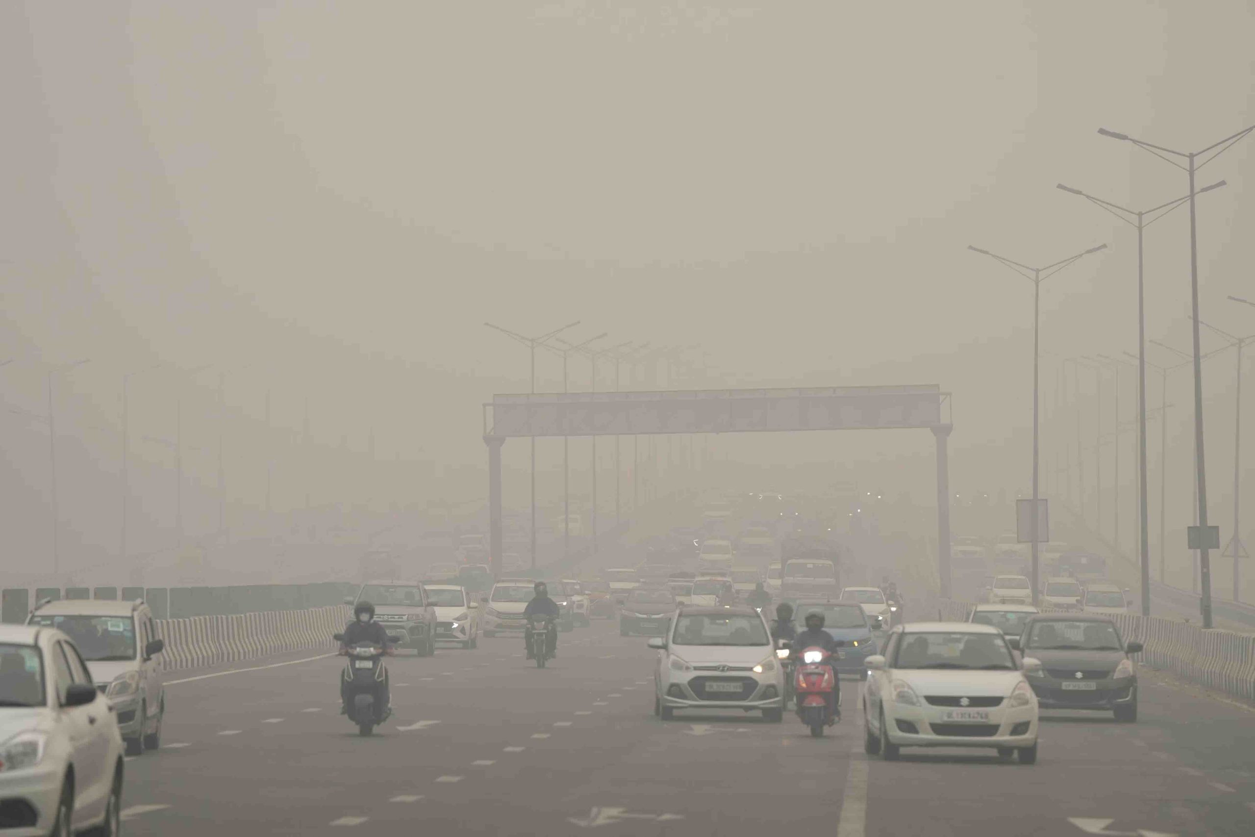 दिल्ली-एनसीआर में प्रदूषण गंभीर दहलीज पर