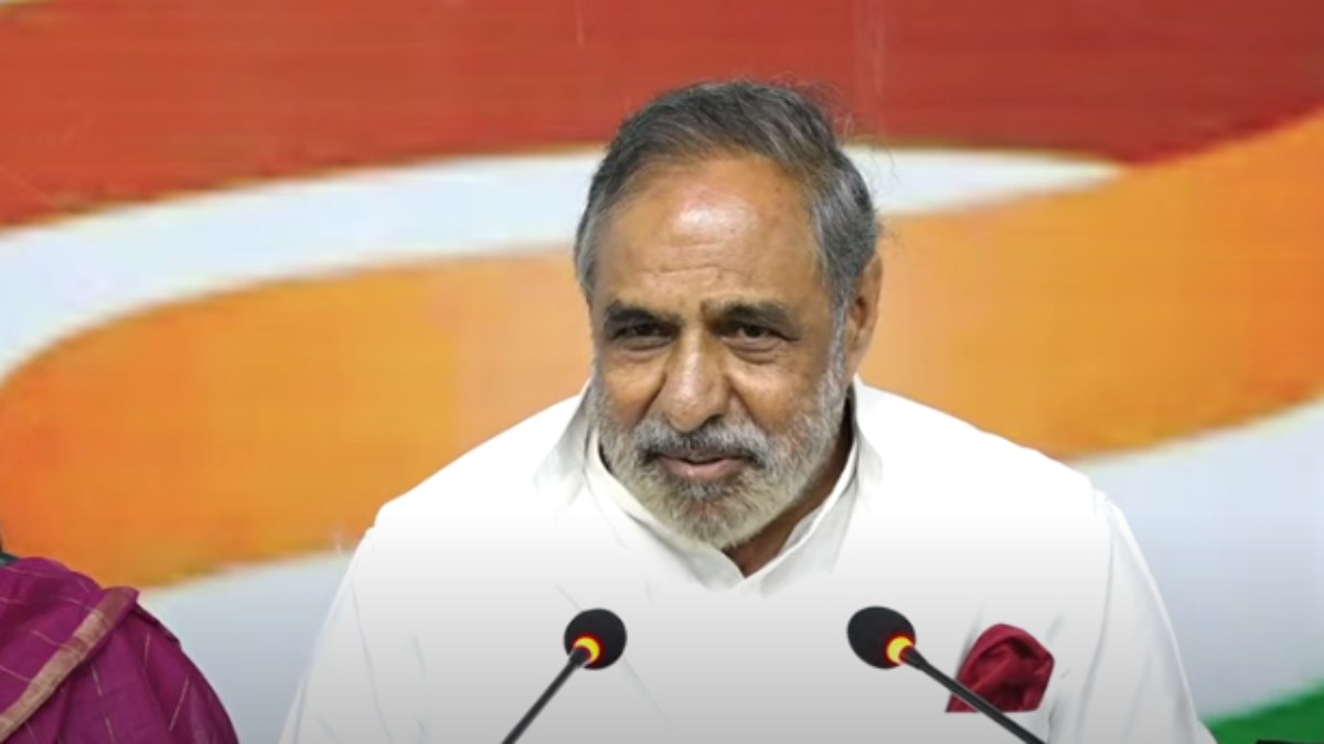 पूर्व केंद्रीय मंत्री ने बीजेपी और पीएम मोदी पर साधा निशाना: कहा- संवैधानिक संस्थाओं का दुरुपयोग कर हो रही आवाज दबाने की कोशिश, हार का डर साफ नजर आ रहा