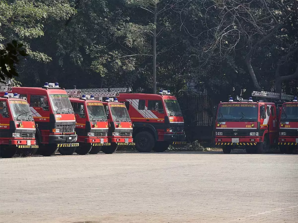 दिवाली में 24 घंटे तैनात रहेगी फायर ब्रिगेड