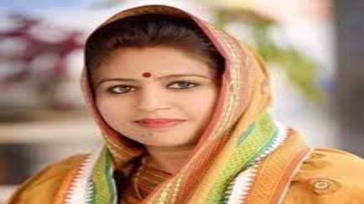 कांग्रेस प्रत्याशी के फेसबुक से बीजेपी को वोट की अपील: कांग्रेस ने भाजपा पर लगाया अकाउंट हैक करने का आरोप, साइबर सेल में की शिकायत  