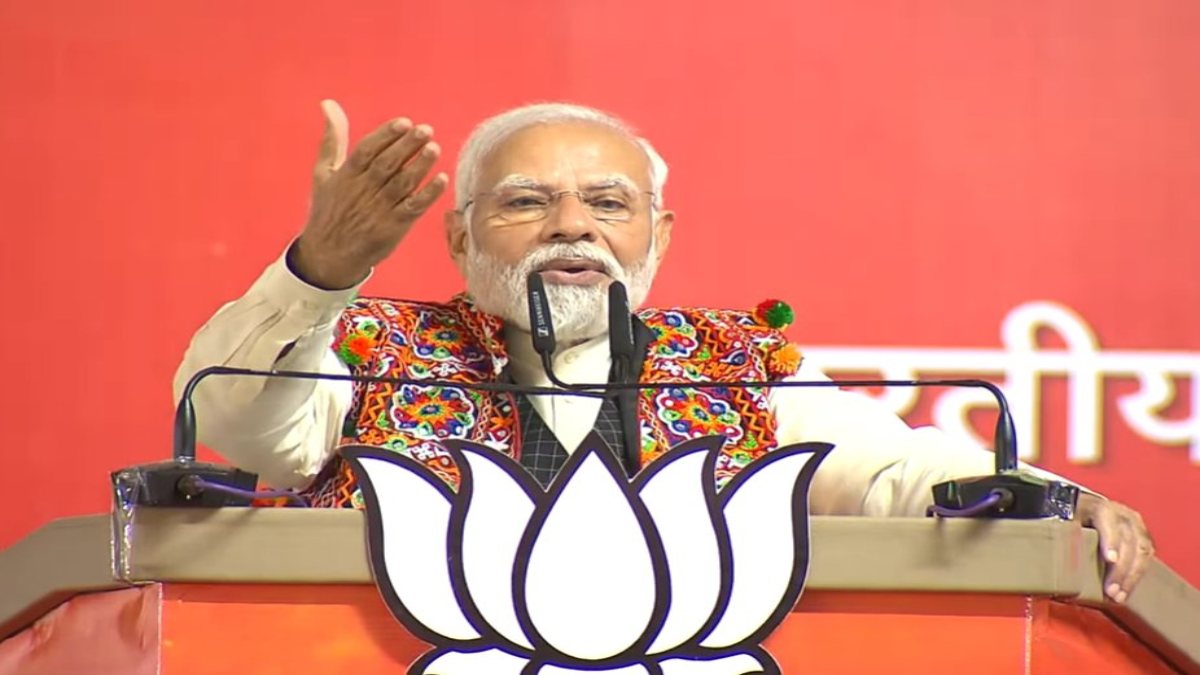 MP Assembly Election 2023: पीएम मोदी ने बड़वानी में भरी हुंकार, कहा- ‘कांग्रेस सोने का महल बनाने का वादा करेगी, आलू वाला सोना ?