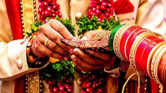 संभल में रात में हुई प्रेमी की पिटाई, सुबह बजी शहनाई, जानें पूरा मामला