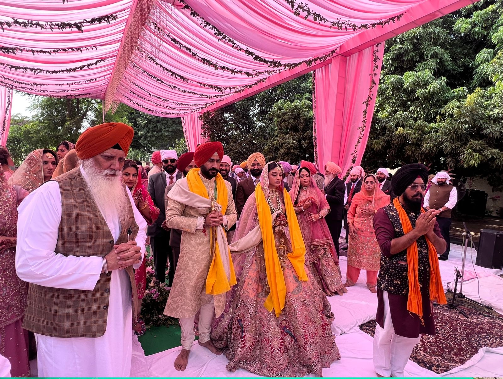 खेल मंत्री  हेयर और डॉ. गुरवीन कौर बंधे शादी के बंधन में