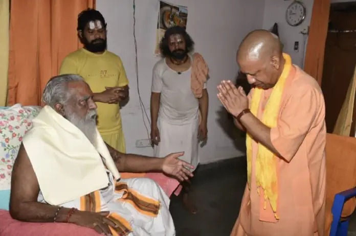 श्रीराम जन्मभूमि मंदिर ट्रस्ट के पदाधिकारियों ने CM योगी को दिया निमंत्रण, सोशल मीडिया पर लिखी यह बात