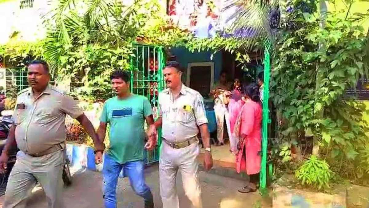 Odisha Crime: बच्चों को प्रताड़ित करने वाले पिता और सौतेली मां को पुलिस ने किया गिरफ्तार