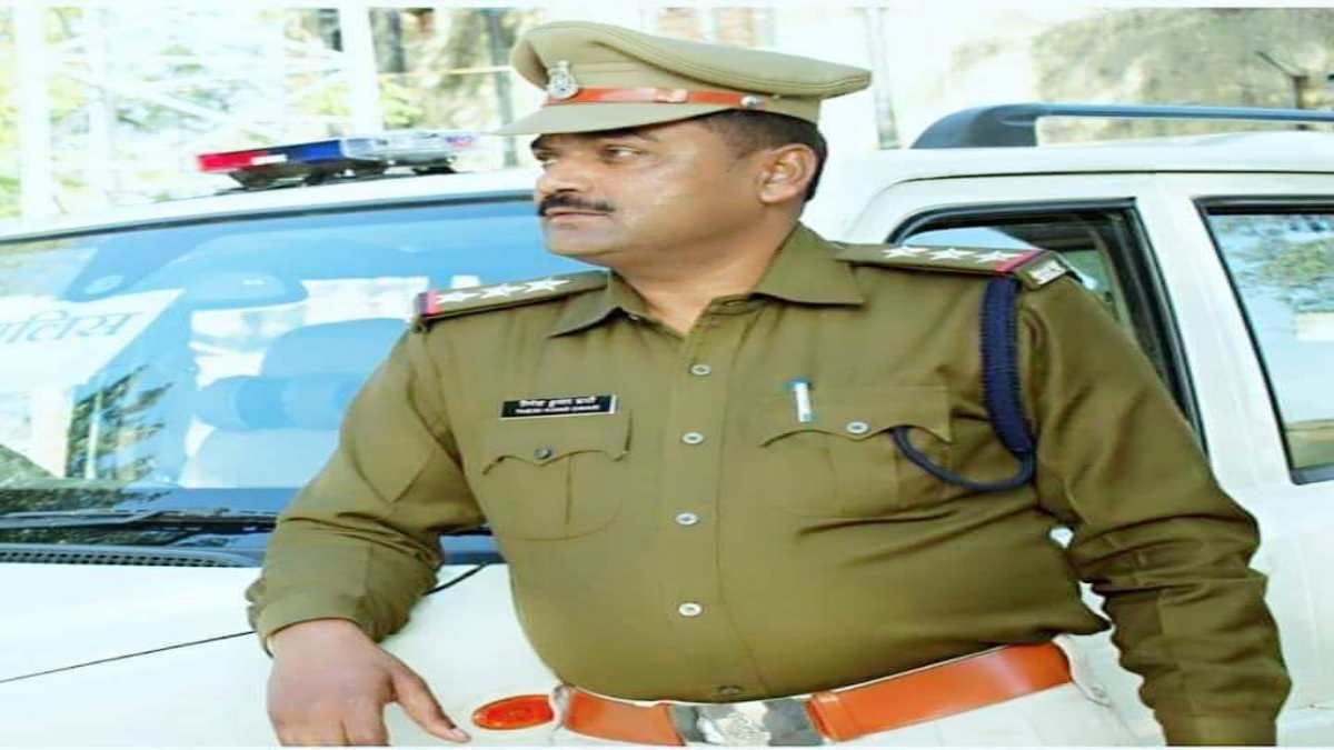 MP में थाना प्रभारी पर रेप का मामला दर्ज: SP ने किया लाइन अटैच, TI का आरोप- हनीट्रैप में फंसाकर ऐंठे 5 लाख, युवती समेत 3 लोगों पर FIR