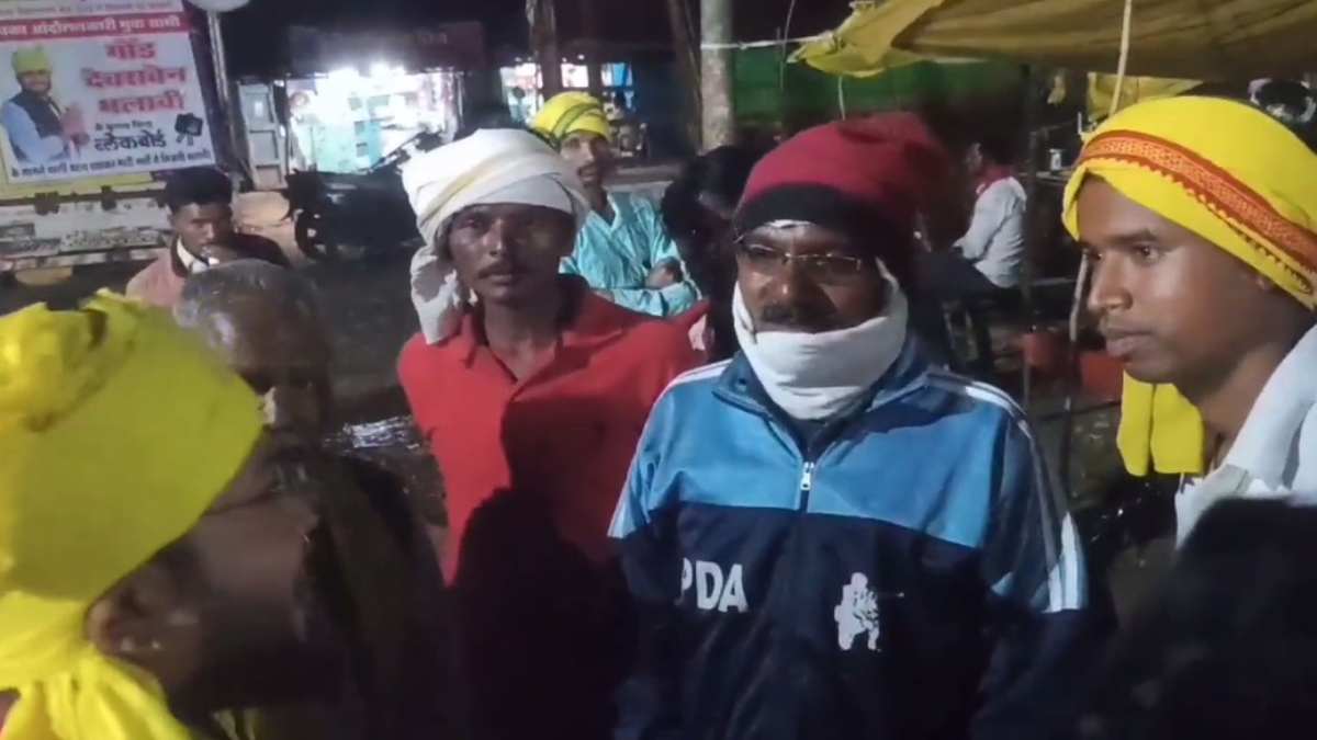 पीले रंग के गमछे पर विवाद: हाथापाई तक पहुंची बात, गोंगपा के प्रत्याशी ने बीजेपी पर लगाए ये आरोप