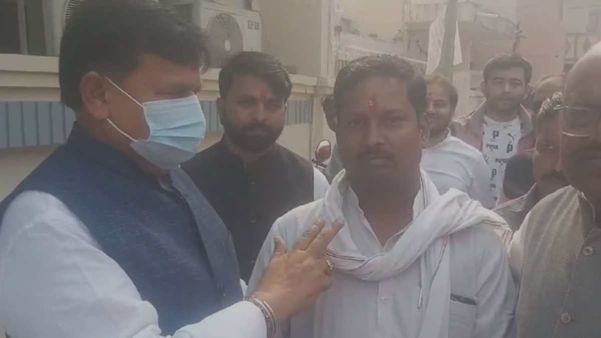 स्वस्थ होकर प्रचार के लिए निकले प्रद्युम्न सिंह तोमर: कार्यकर्ताओं ने लगाएं ‘Tiger is Back’ के नारे, राहुल गांधी के ट्वीट पर किया पलटवार