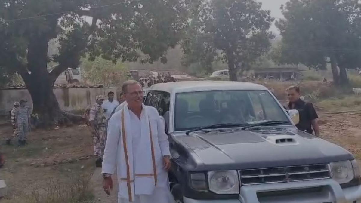 पूर्व नेता प्रतिपक्ष ने पत्नी संग किया मतदान, कहा- लाडली बहना का 1% व कांग्रेस का ओल्ड पेंशन योजना का 5% का दिखेगा असर