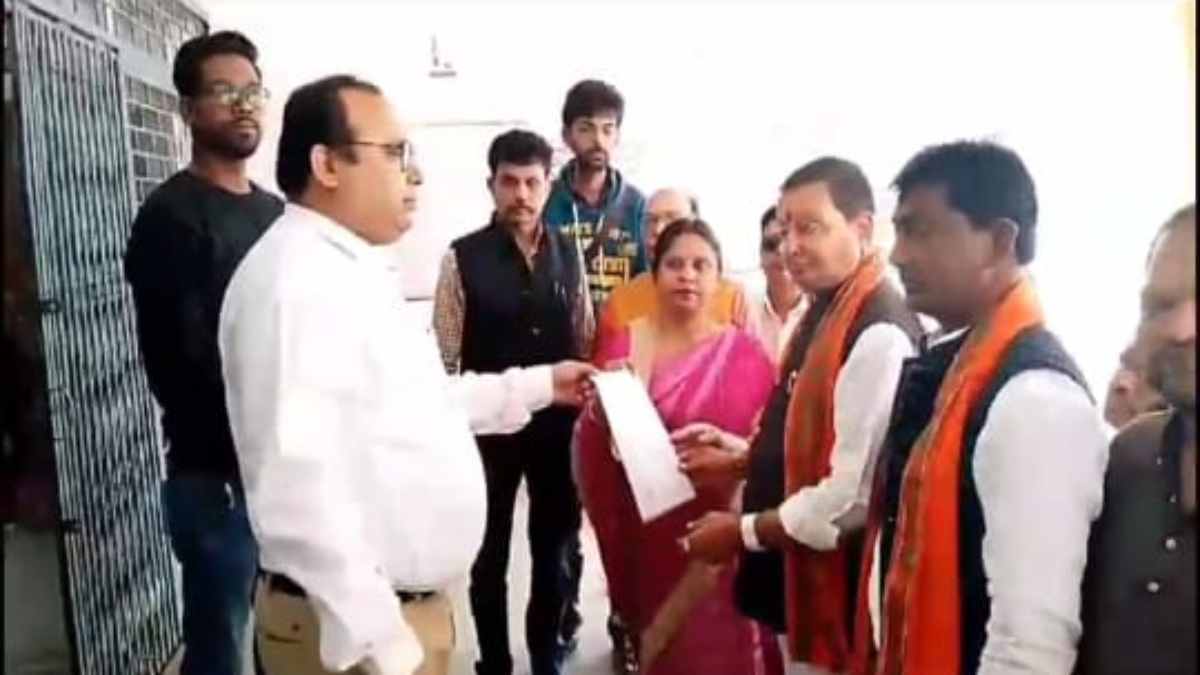 BJP ने मत पेटियों की सुरक्षा बढ़ाने की मांग, उप जिला निर्वाचन अधिकारी को सौंपा ज्ञापन