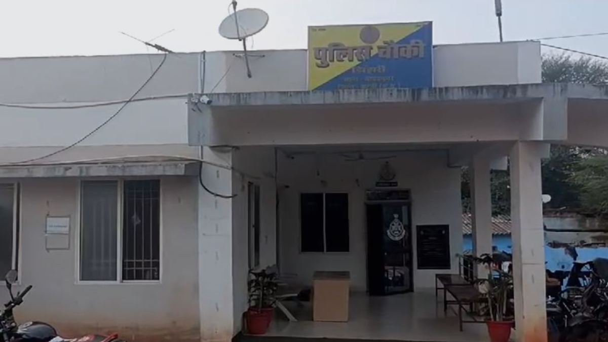 MP News: थाना प्रभारी की प्रताड़ना से परेशान आरक्षक ने किया आत्मदाह का प्रयास, लगे गंभीर आरोप