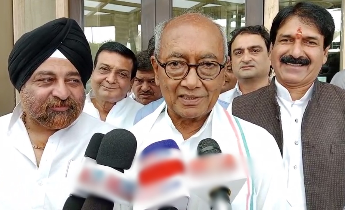 दिग्विजय ने CM शिवराज को बताया झूठा: PM ऐसे प्रचार कर रहे जैसे वह मुख्यमंत्री के उम्मीदवार हैं, विजयवर्गीय के राम मंदिर की सलाह पर कहा- मेरे हृदय में राम हैं