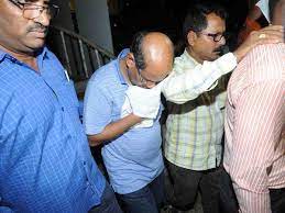 सहारनपुर में मारपीट मामले में आयकर अधिकारी गिरफ्तार, थाने में हंगामा