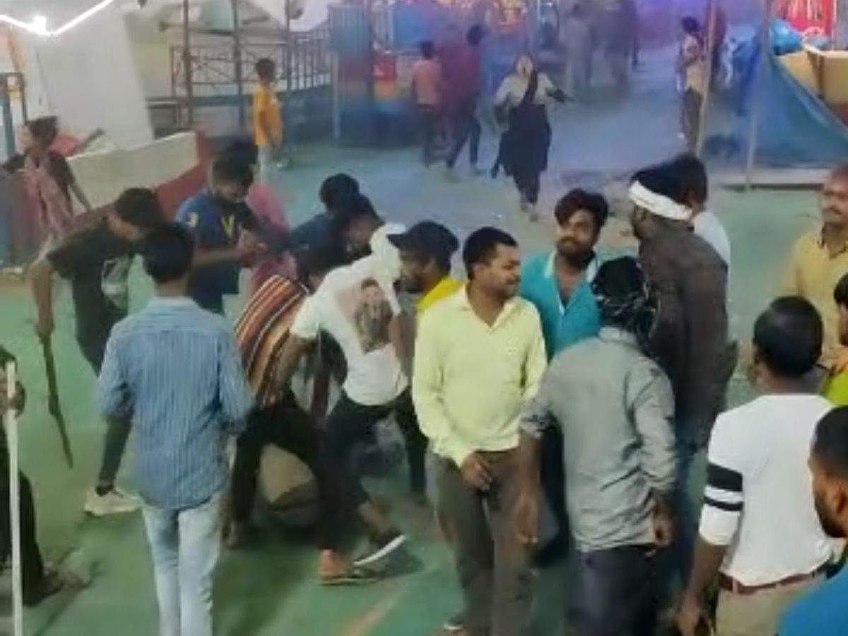 आगरा में सामने आई तालिबानी करतूत, खेत में जबरन काम करा रहे दबंगों ने मजदूरों को पीटा, रहम की भीख मांगते रहे पीड़ित