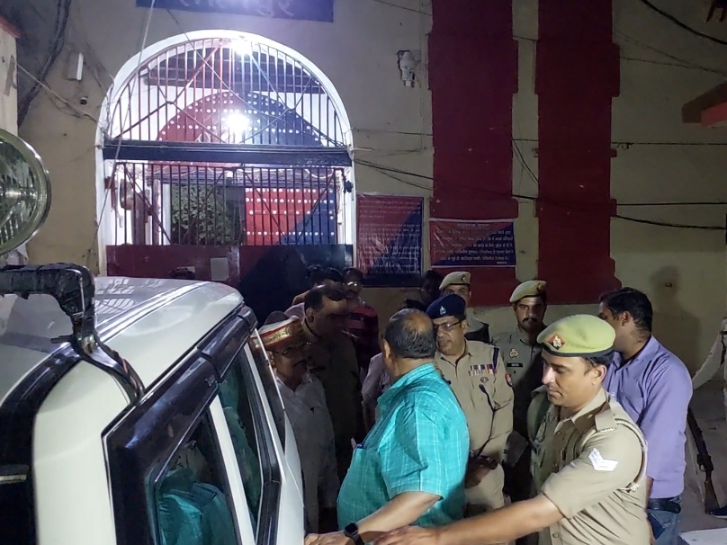 सीतापुर कारागार में बंदी मौत का मामला: डिप्टी जेलर समेत चार लोगों पर हत्या का मुकदमा दर्ज