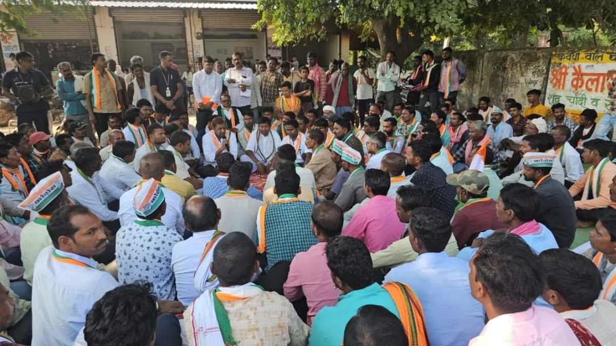 कांग्रेस घोषणा पत्र समिति के अध्यक्ष मंत्री मोहम्मद अकबर बोले- सरकार बनते ही पहला फैसला होगा किसानों का कर्जा माफ, चुनावी मंच से कांग्रेस की अब तक हुई 16 घोषणाएं