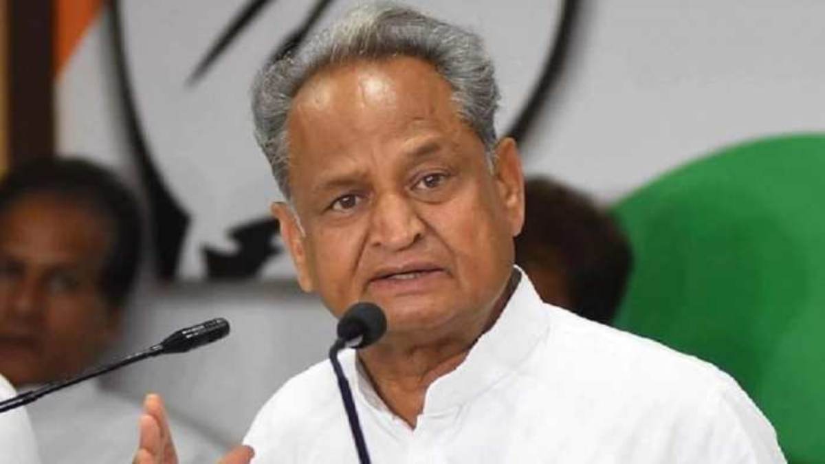 ईडी की रेड पर सीएम गहलोत का तंज : बोले- राजस्थान में भाजपा कहीं नहीं, ED के जरिए चुनाव लड़ रही है BJP