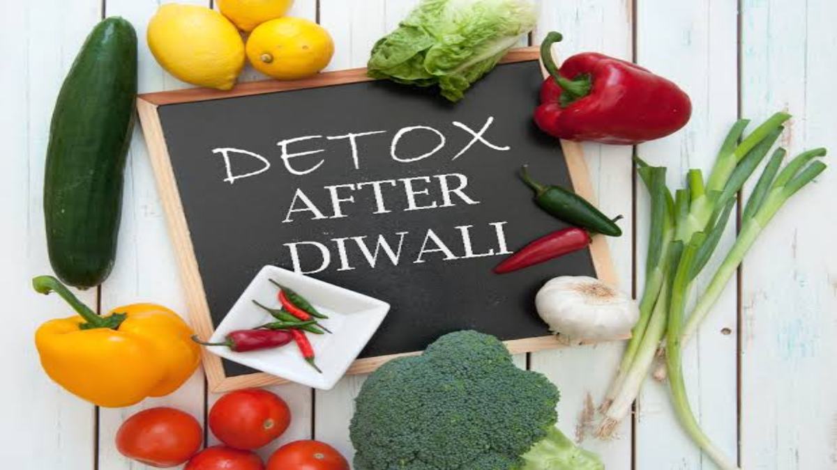 Diwali 2023 : त्यौहारों में तला भुना और मीठा खाने ये है बचना, तो ये Detox Water करेंगे Body को डिटॉक्स …