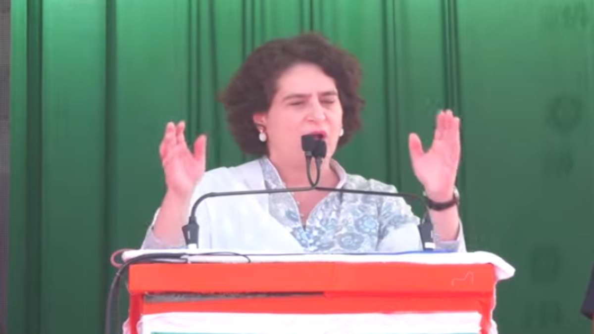 बालोद में MODI सरकार पर बरसीं प्रियंका गांधी, कहा – प्रधानमंत्री के पास गरीबों के लिए पैसे नहीं, आपका हक छीन रही भाजपा…