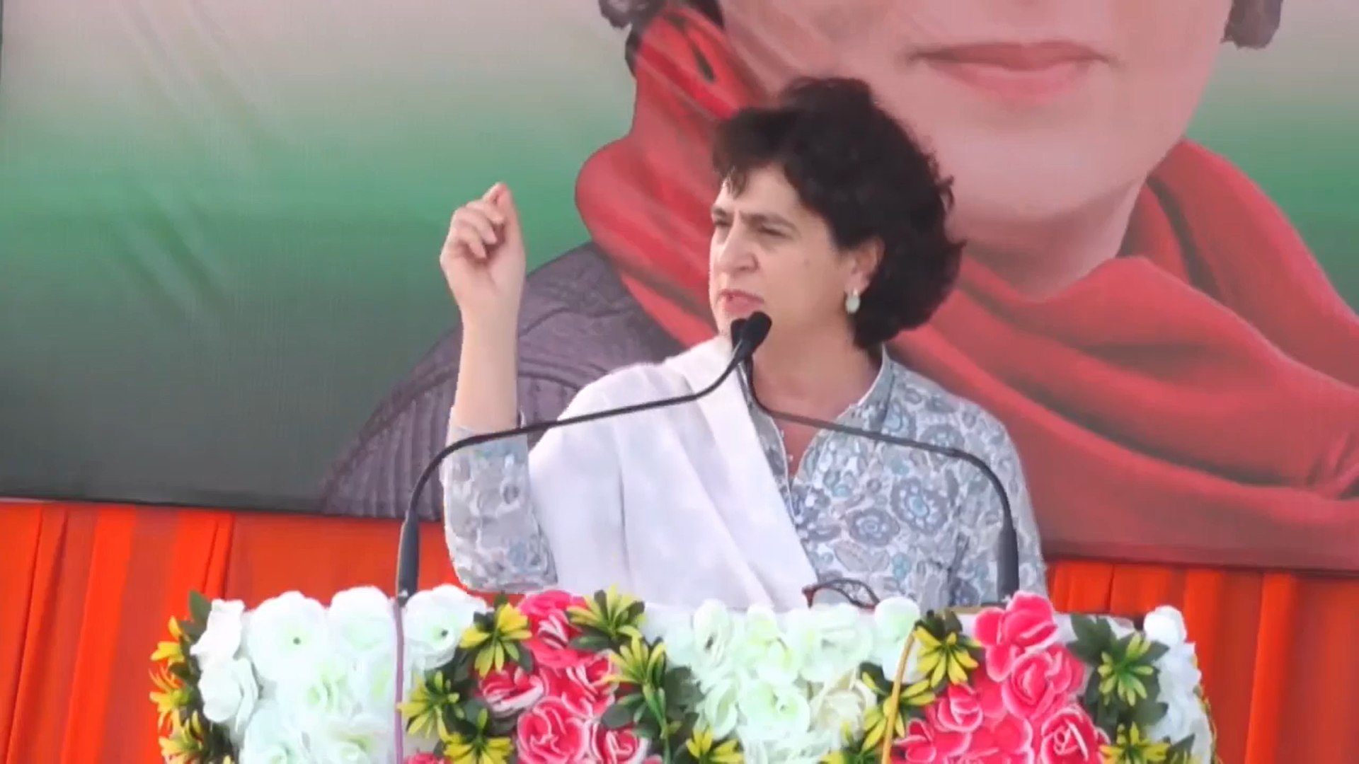 CG Election 2023: प्रियंका गांधी ने कुरूद में जनसभा को किया संबोधित, कहा- कांग्रेस सरकार ने प्रदेश का सारा धन वापस जनता की जेब में डाला, फिर से वापस आएगी भरोसे की सरकार