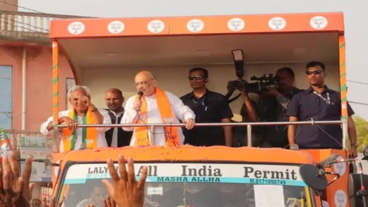 केंद्रीय गृहमंत्री शाह के काफिले में बड़ा हादसा, बिजली के तार की चपेट में आया रथ