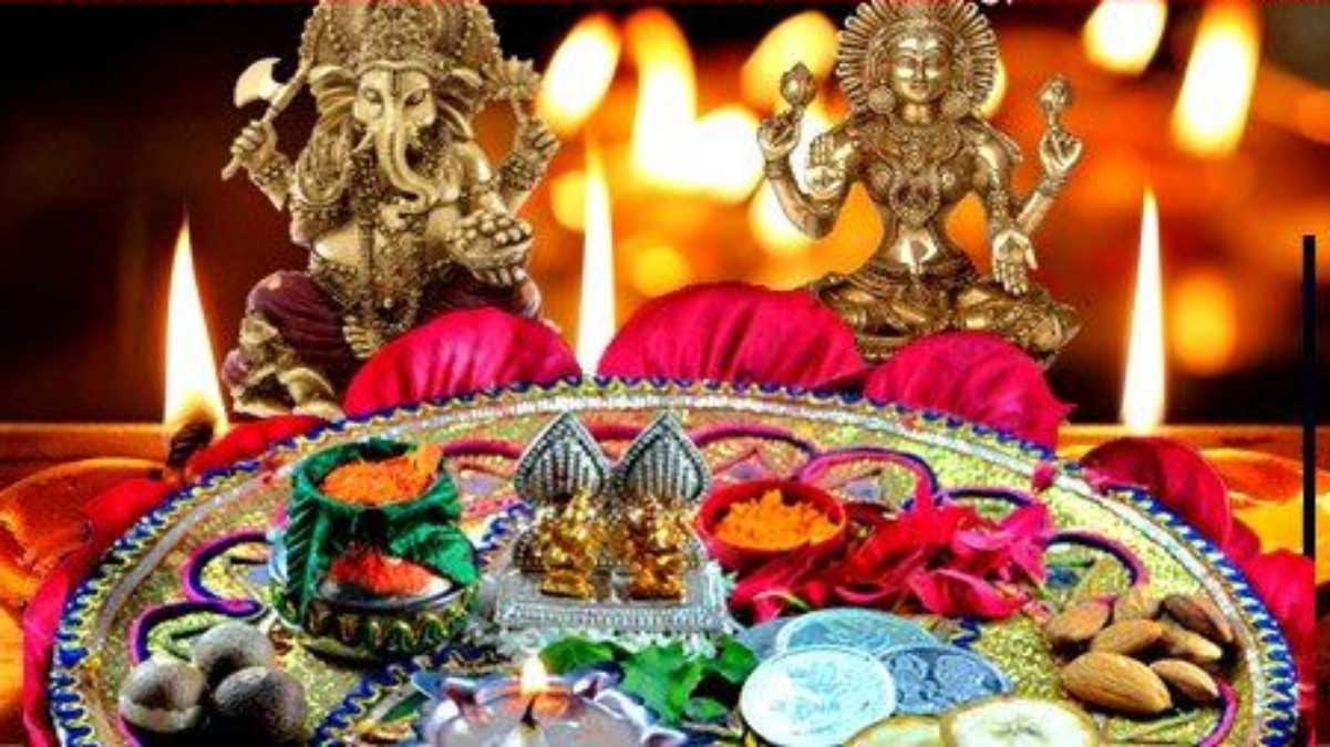 Diwali की पूजा की थाली में होना चाहिए ये जरूरी सामान, जान लें क्या है जरूरी …