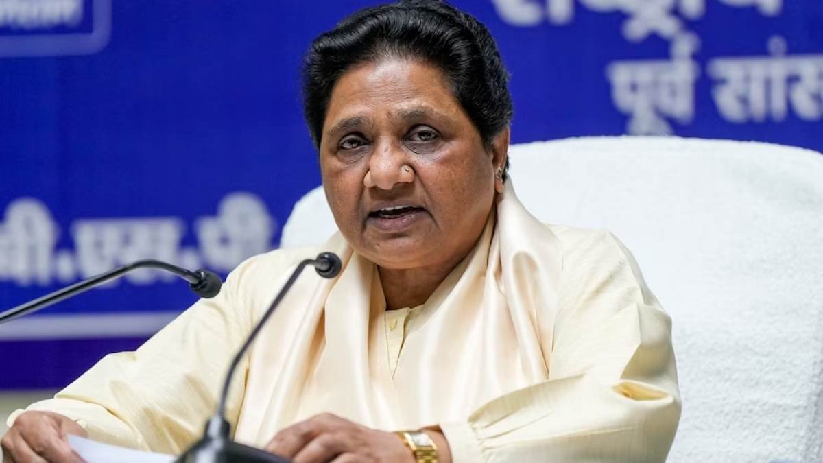 सत्ता के लिए दौरे पर दौराः चुनावी रण में BJP-CONG पर बरसीं मयावती, बोलीं- CG में दलित आदिवासियों पर हो रहा अत्याचार, विरोधी दलों ने अब तक पूरा नहीं किया…