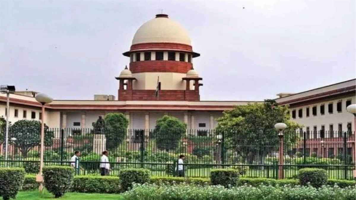 पंजाब सरकार और राज्यपाल विवाद पर SC की सख्त टिप्पणी, चीफ जस्टिस ने कहा- क्या राज्यपाल को इस बात का जरा भी अंदेशा है कि वो आग से खेल रहे हैं…