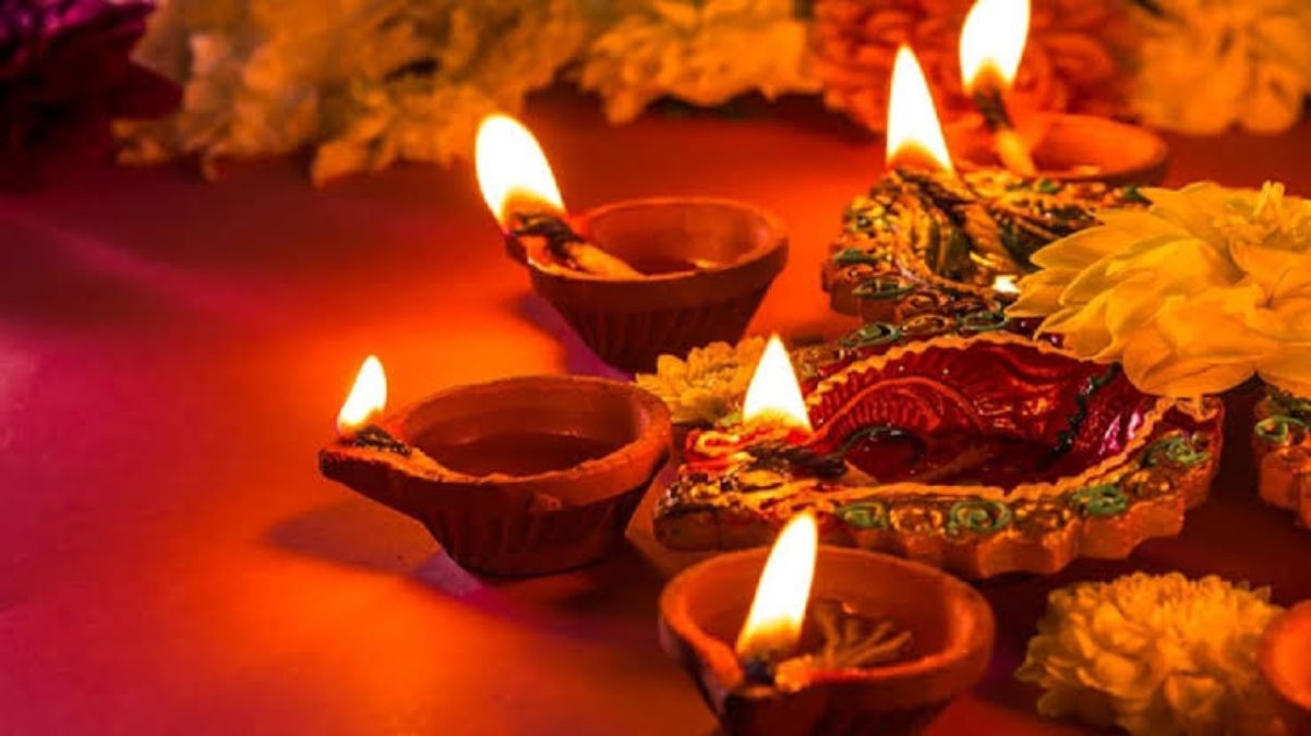 Diwali 2023 : दिवाली के दिन कर लें ये सभी काम, लक्ष्मी माँ की बरसेगी कृपा …
