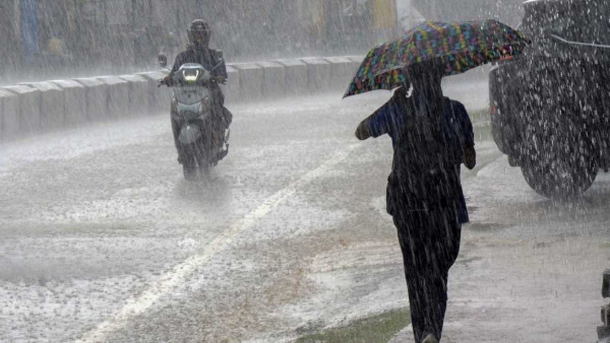 Weather Update : आज से ओडिशा में भारी बारिश की संभावना, मछुआरों को समंदर में न जाने की दी गई चेतावनी