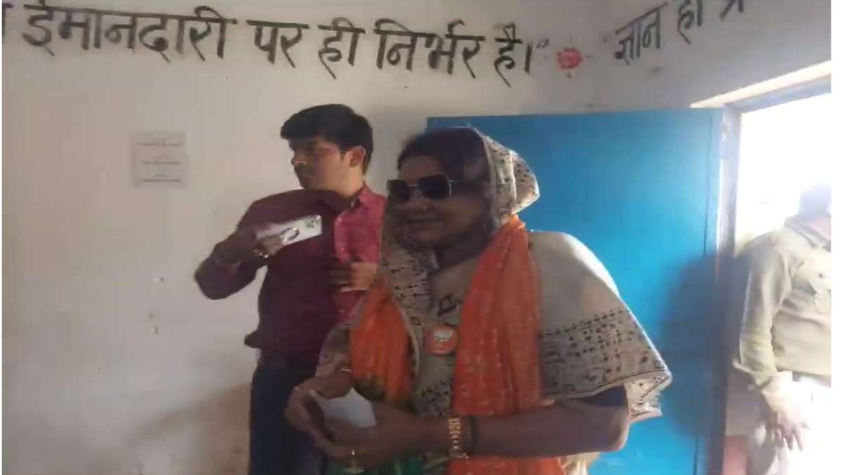 Chhattisgarh elections Phase 2 Voting: केंद्रीय राज्य मंत्री रेणुका सिंह ने किया आचार संहिता का उल्लंघन, कांग्रेस ने की कार्रवाई की मांग…