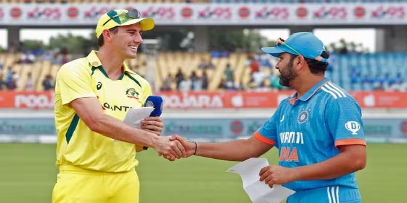 IND vs AUS CWC 2023: ऑस्ट्रेलिया ने जीता टॉस, पहले गेंदबाजी का लिया फैसला, देखें दोनों टीमों की प्लेइंग 11