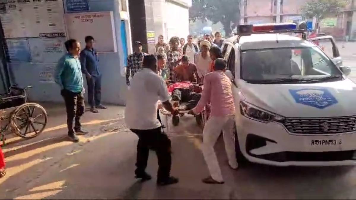 BREAKING : सनकी आशिक ने छठ घाट से लौट रहे युवती के परिवार की ताबड़तोड़ फायरिंग, 2 की मौत, 4 घायल