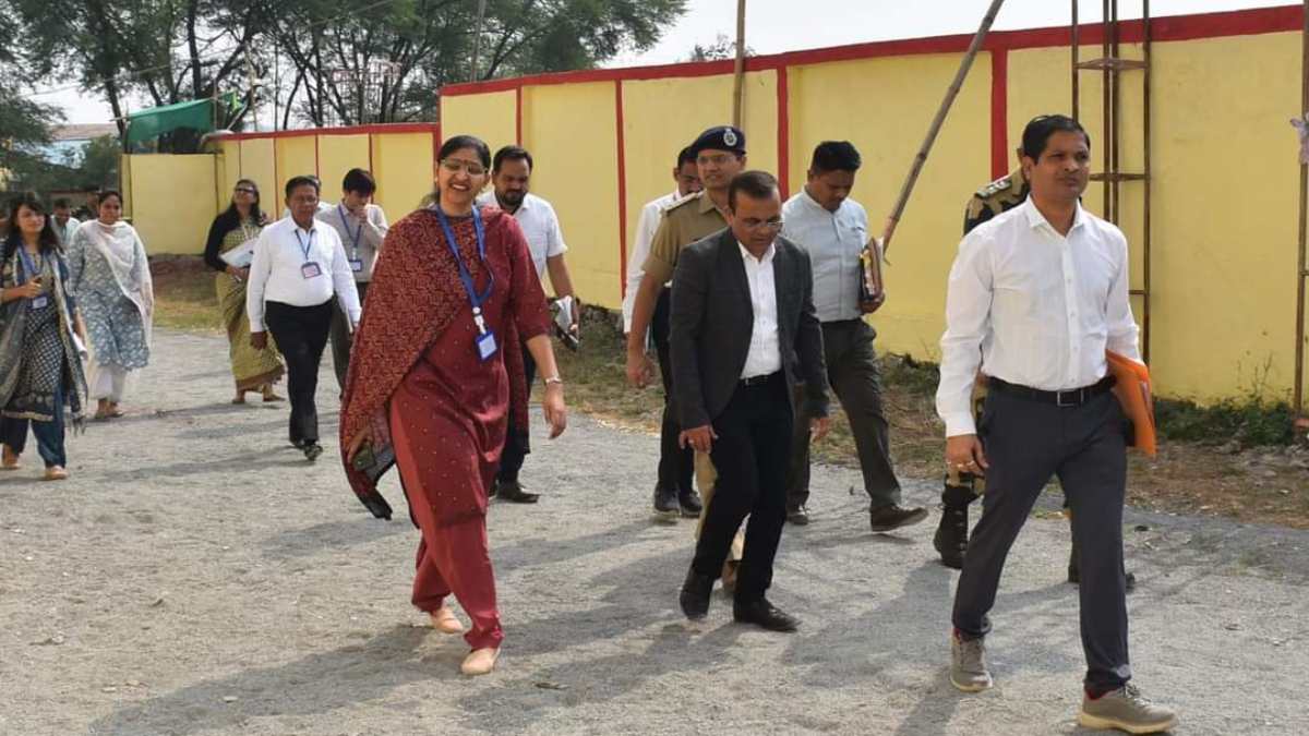 CG Assembly Election 2023 : मुख्य निर्वाचन पदाधिकारी रीना बाबासाहेब कंगाले ने मतगणना की तैयारियों का लिया जायजा, दिये आवश्यक निर्देश