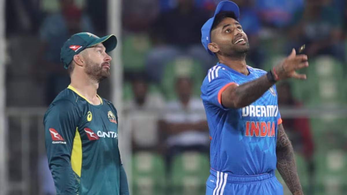 IND vs AUS: ऑस्ट्रेलिया ने टॉस जीतकर पहले गेंदबाजी का किया फैसला, सीरीज पर मुहर लगाने के इरादे से उतरेगी टीम इंडिया, तो कंगारुओं को होगी वापसी की उम्मीद, देखें दोनों टीमों की प्लेइंग 11