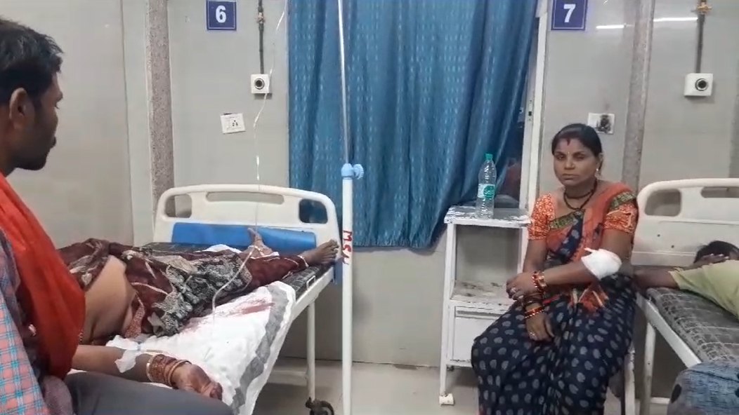 नशे में पति बना हैवान: पत्नी, बेटे, साले और सास पर किया जानलेवा हमला, सभी अस्पताल में भर्ती