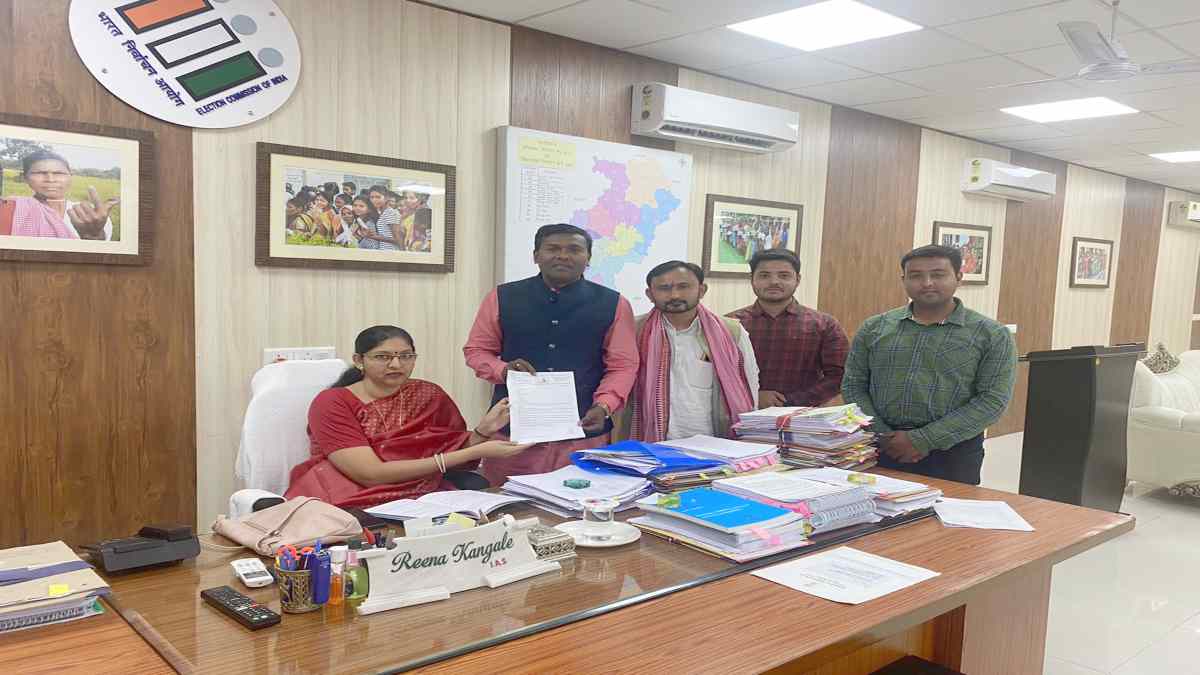 BJP के खिलाफ चुनाव आयोग में शिकायत : जोगी कांग्रेस का आरोप – JCCJ प्रत्याशी पर झूठे आरोप लगाकर पंपलेट बांट रही भाजपा