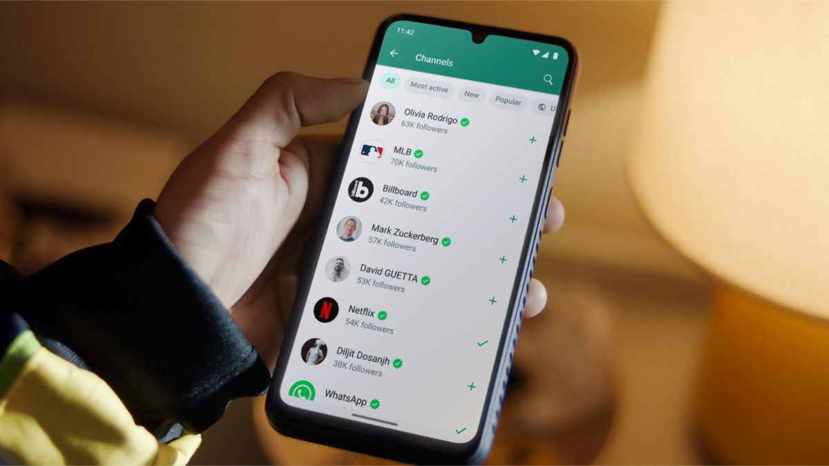 WhatsApp channels पर मंथली एक्टिव यूजर्स की संख्या 50 करोड़ के पार, कंपनी ने लॉन्च किया स्टीकर