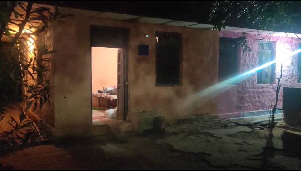 डॉक्टर की संदिग्ध परिस्थितियों में मौतः सरकारी आवास में बिस्तर पर मिला शव, चुनाव ड्यूटी के बाद लौटे थे घर