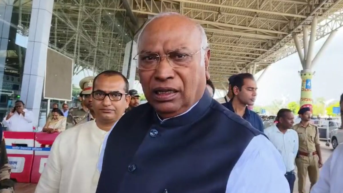 ED के छापे पर मल्लिकार्जुन खड़गे का मोदी सरकार पर हमला, कहा- आज जो कर रहे हैं, कल वो भी उसका भुगतान करेंगे…
