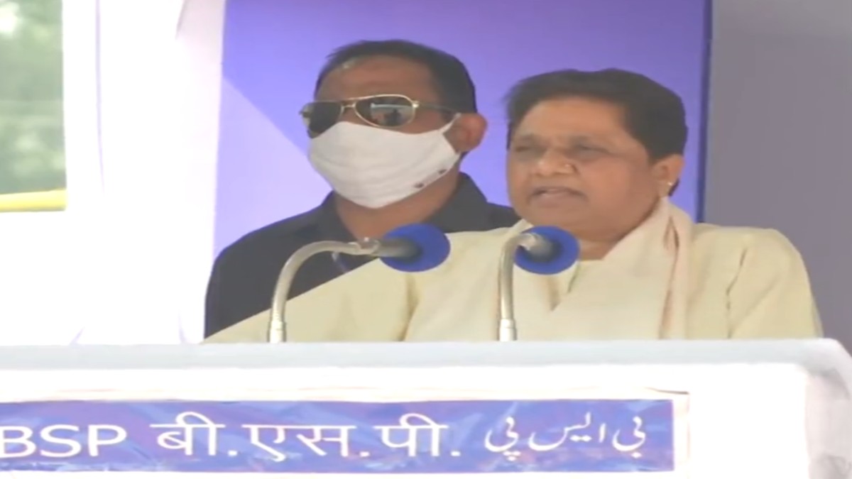 MP Election: एमपी में सपा-बसपा बिगाड़ेगी कांग्रेस का खेल, अशोकनगर पहुंची मायावती ने कहा- Congress की हवा-हवाई बातों के बहकावे में नहीं आना चाहिए