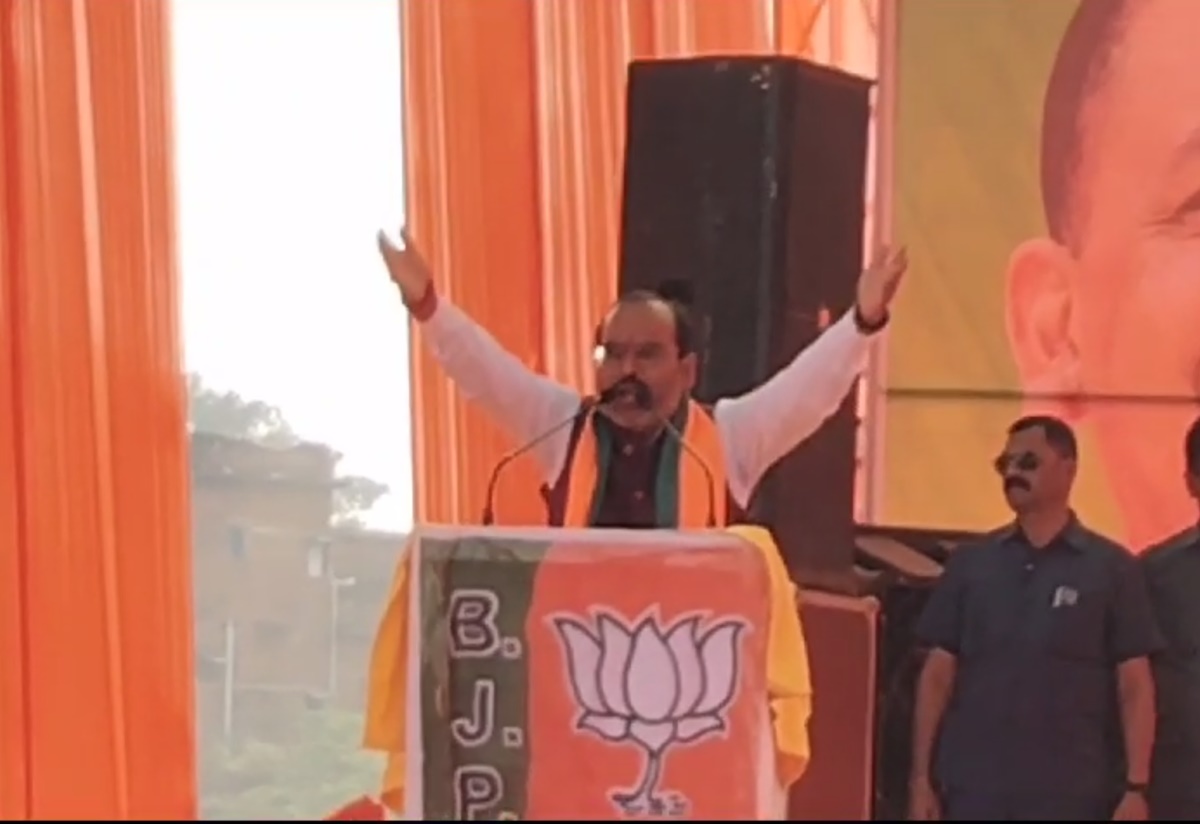 BJP प्रत्याशी ने की जिला बनाने की घोषणा: कहा- चुनाव जीतते ही बनाऊंगा जिला, समर्थन में जनसभा करने पहुंचे CM योगी ने कांग्रेस पर बोला सियासी हमला