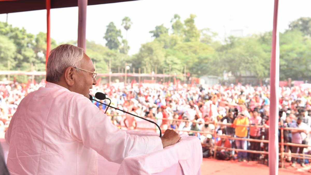 I.N.D.I.A. एलायंस की निष्क्रियता पर फूटा नीतीश कुमार का दर्द, कहा- कांग्रेस अभी पांच राज्यों के चुनाव में व्यस्त, चुनाव के बाद…