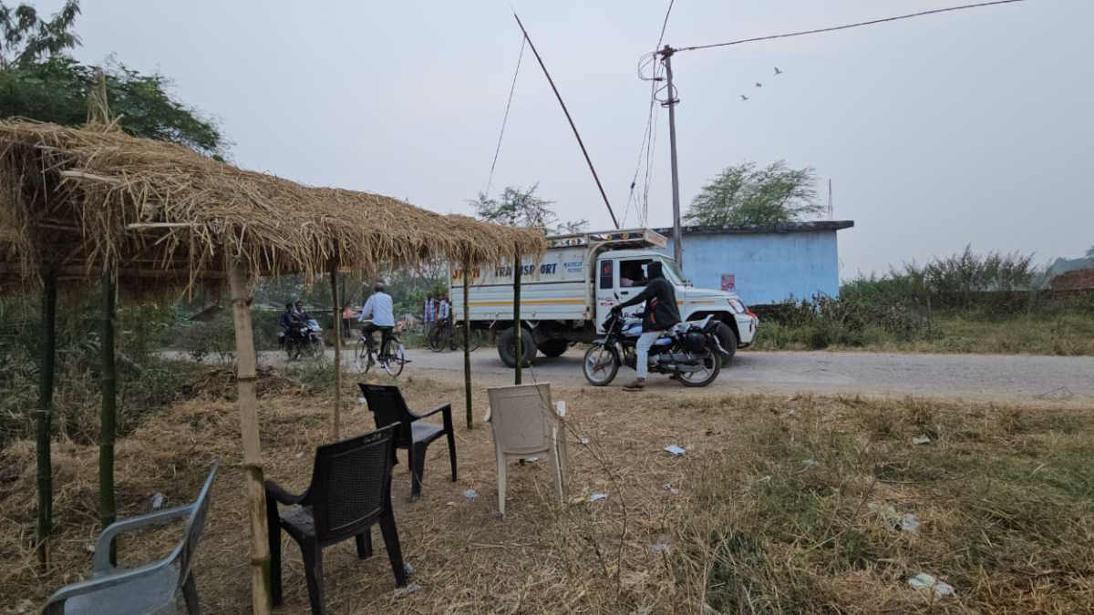 पड़ताल : चुनाव के मौसम में खुल गए चेक पोस्ट, बिना रोक-टोक ट्रक-पिकअप के जरिए रोजाना पहुंच रहा ओडिशा का धान…