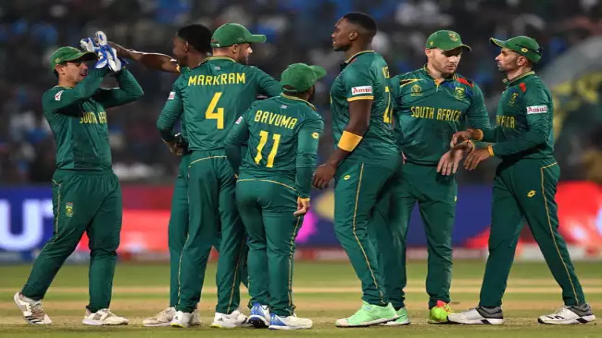 ICC CWC 2023 RSA vs NZ : साउथ अफ्रीका ने न्यूजीलैंड को 190 रनों दी करारी शिकस्त, केशव महाराज ने झटके 4 विकेट, टॉप पर पहुंची South Africa
