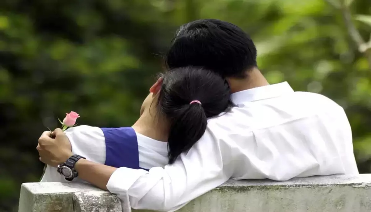 नाबालिग छात्रा का टीचर पर आया दिल: शादी करने के लिए घर से हुई फरार, परिजनों ने लगाया दुष्कर्म का आरोप, पुलिस ने गुरुजी को भेजा जेल