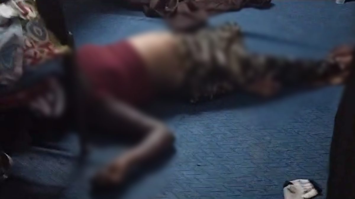 सनसनीखेज मामला: किराए के मकान में मिला युवती का शव, कैंची से वार कर उतारा मौत के घाट, साथ में रहने वाला युवक फरार